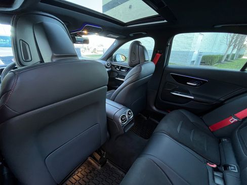 Used 2024 Mercedes-Benz C 43 AMG 4MATIC Sedan image 28