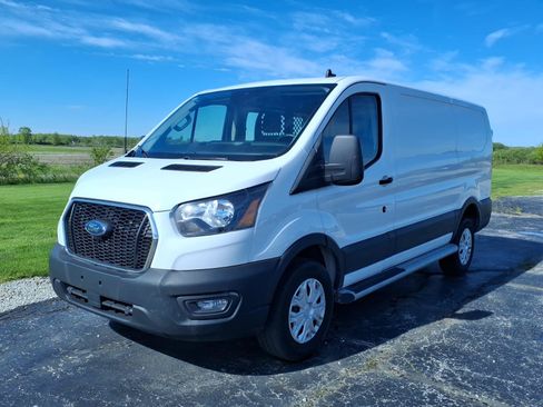 Used 2023 Ford Transit 250 Low Roof w/ Exterior Upgrade Package RWD image 6