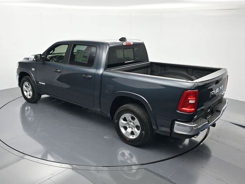New 2026 RAM 1500 4x4 Crew Cab image 33