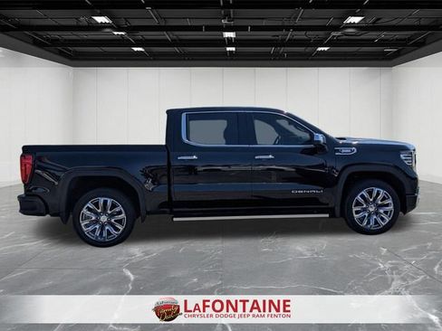 Used 2023 GMC Sierra 1500 Denali w/ Denali Reserve Package AWD/4WD image 6