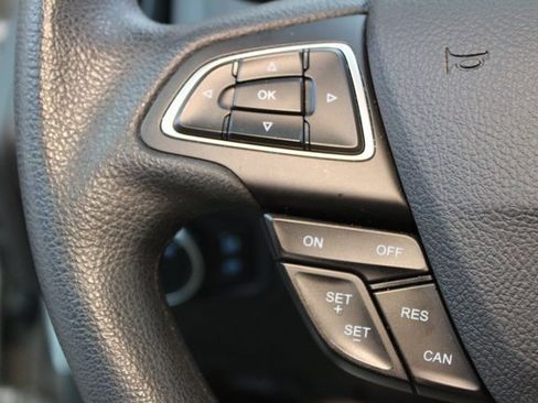 Used 2017 Ford Focus SE image 17