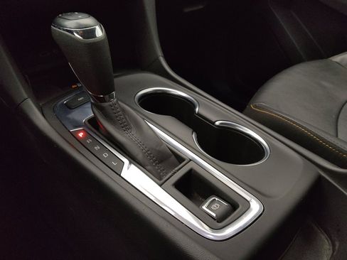 Used 2021 Chevrolet Equinox Premier AWD/4WD image 26