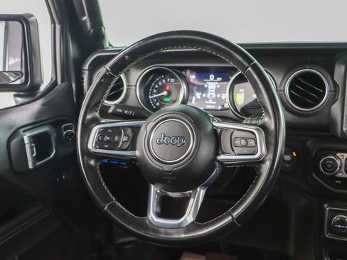 Used 2021 Jeep Wrangler Unlimited Sahara image 14