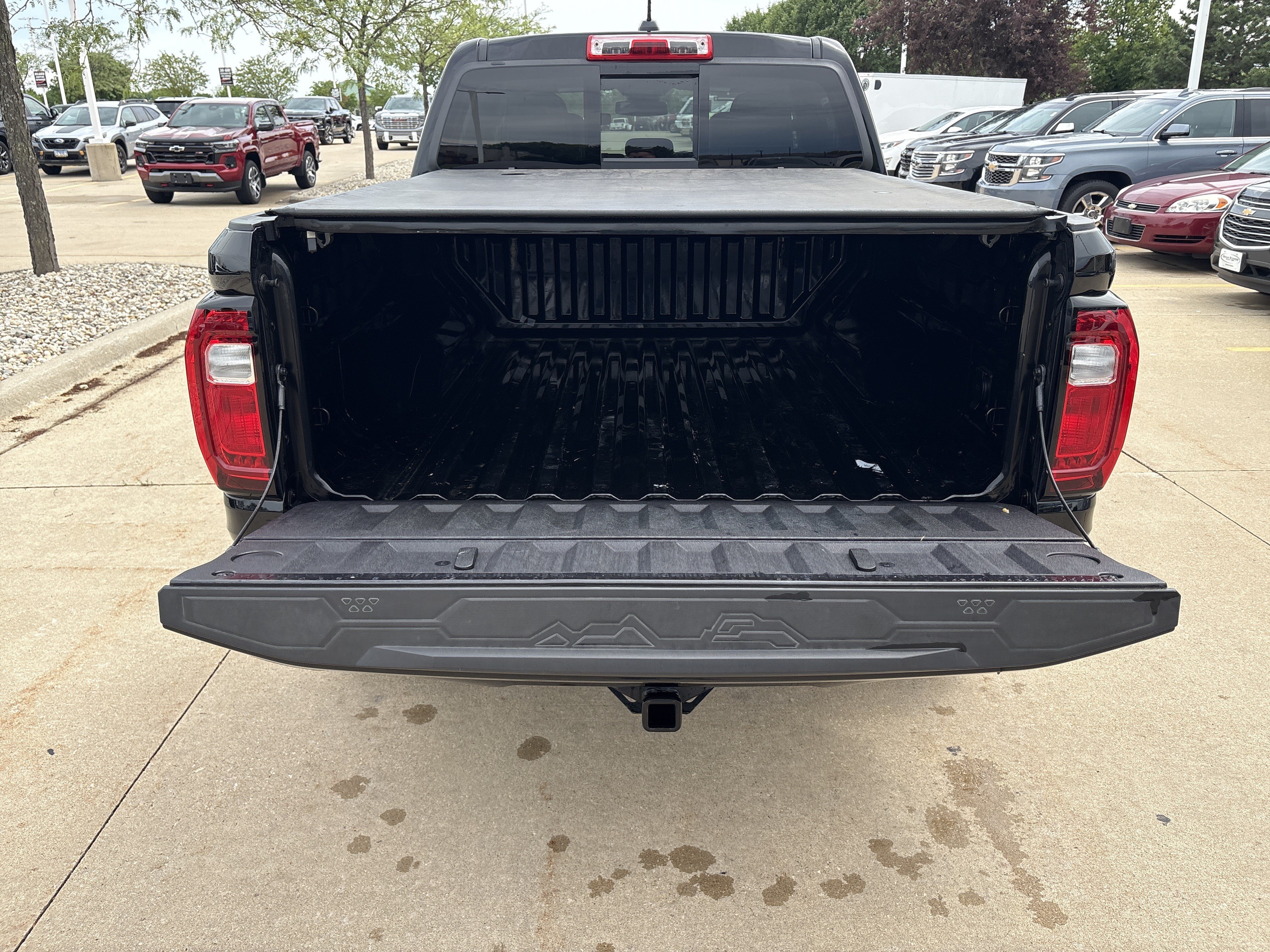 Used 2024 GMC Canyon AT4 AWD/4WD image 14