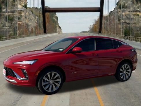 New 2026 Buick Envista Avenir FWD image 3
