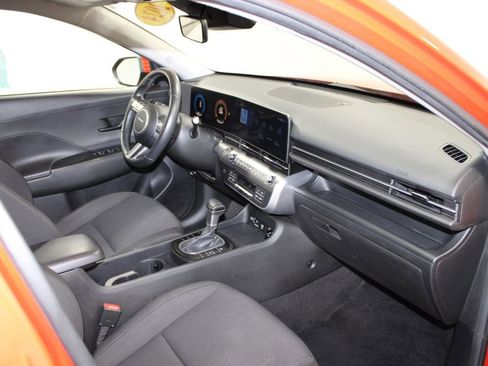 Used 2024 Hyundai Kona SEL image 27