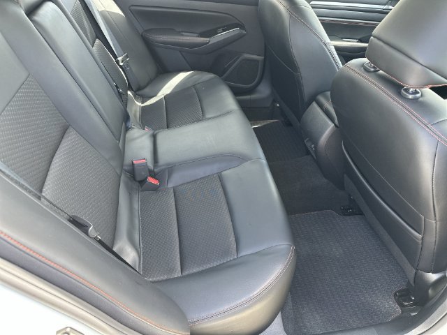 Used 2023 Nissan Altima 2.5 SR AWD/4WD image 38