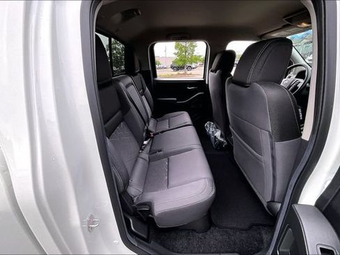 Used 2026 Nissan Frontier SV w/ Tow Package AWD/4WD image 21