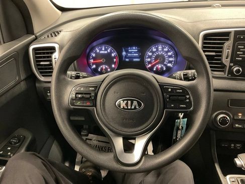 Used 2017 Kia Sportage LX AWD/4WD image 14
