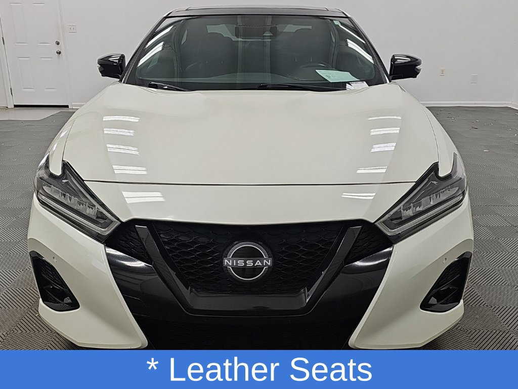 Used 2023 Nissan Maxima SR w/ Sport Mat Group FWD image 5