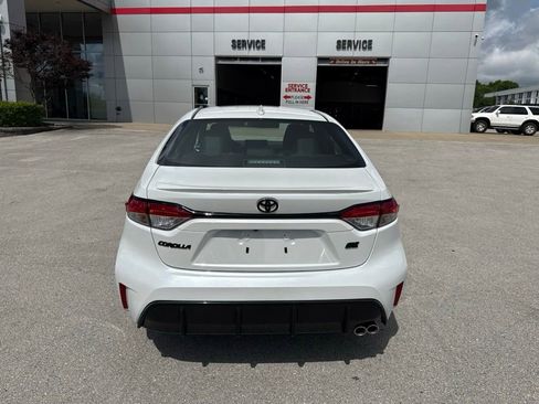 Certified 2026 Toyota Corolla SE FWD image 4