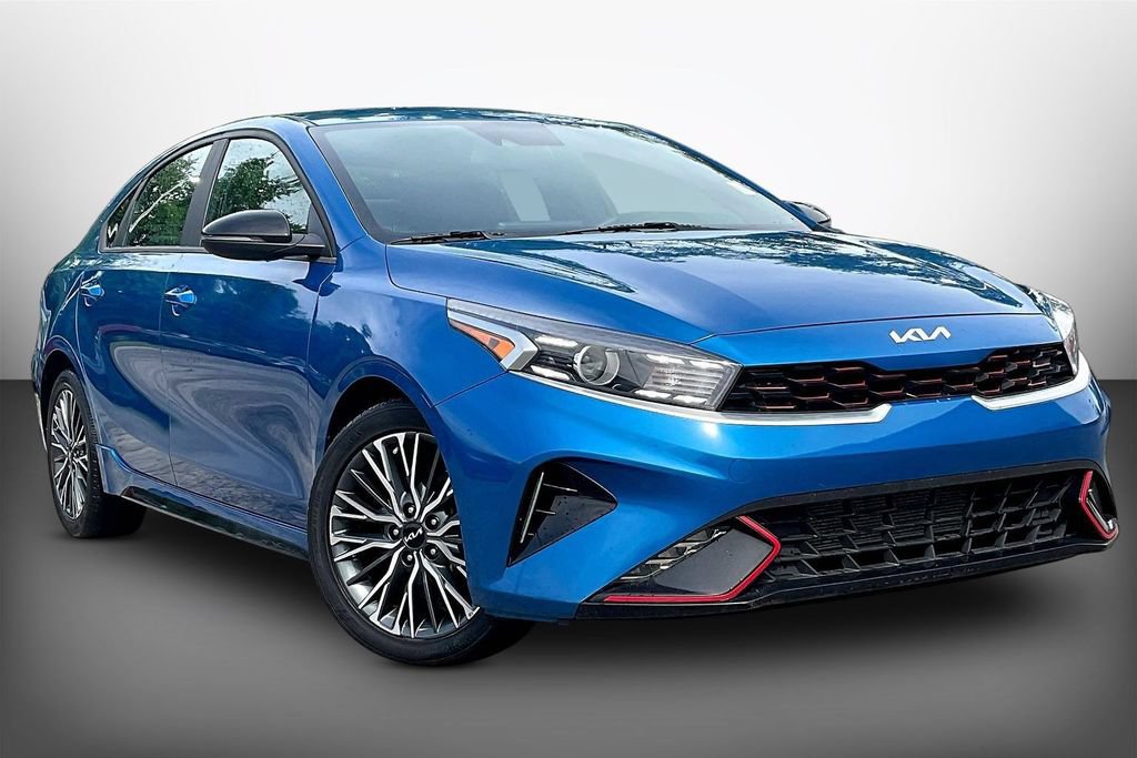 Used 2023 Kia Forte GT-Line FWD image 3