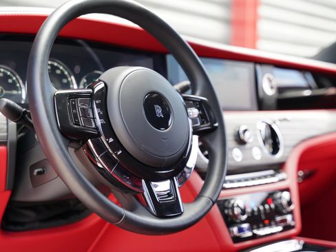 Used 2022 Rolls-Royce Ghost w/ Ghost Package AWD/4WD image 21