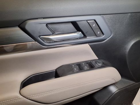 New 2027 GMC Terrain Elevation FWD image 16