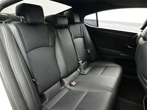 Used 2019 Lexus ES 350 F Sport image 15
