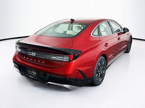 Used 2025 Hyundai Sonata SEL FWD image 9