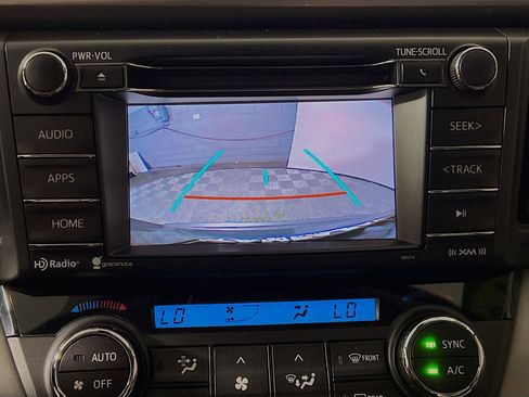 Used 2018 Toyota RAV4 XLE image 28