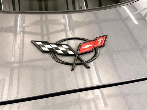 Used 2004 Chevrolet Corvette Coupe w/ Preferred Equipment Group image 14