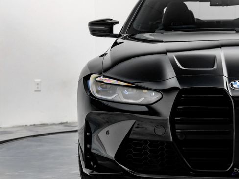 Used 2021 BMW M4 Coupe w/ Executive Package image 25