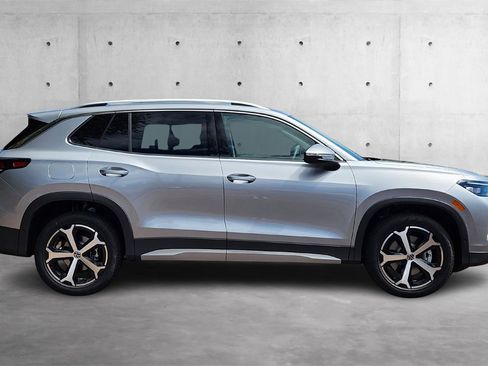 New 2025 Volkswagen Tiguan SE image 24