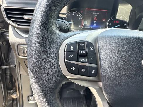 Used 2021 Ford Explorer XLT w/ Equipment Group 202A RWD image 30