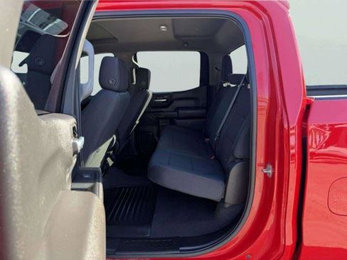 Used 2022 Chevrolet Silverado 1500 Custom w/ LPO, Blackout Package AWD/4WD image 33