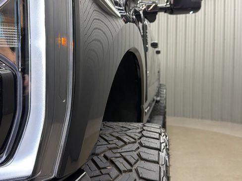 Used 2026 Ford F250 Platinum AWD/4WD image 13