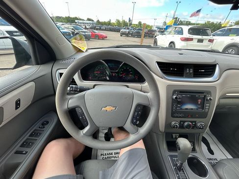 Used 2016 Chevrolet Traverse LS AWD/4WD image 29