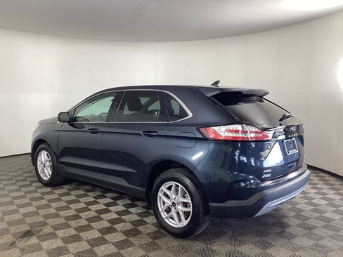 Certified 2023 Ford Edge SEL w/ Convenience Package AWD/4WD image 4