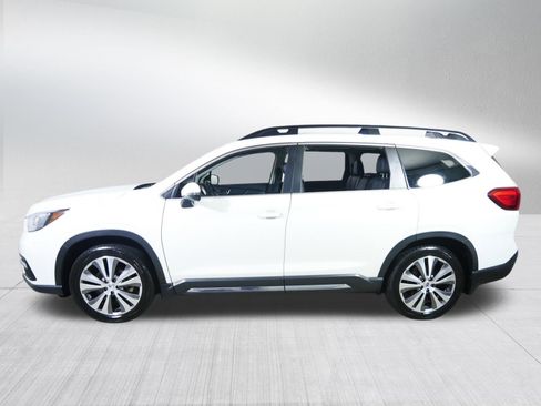 Used 2022 Subaru Ascent Limited w/ Technology Package AWD/4WD image 4