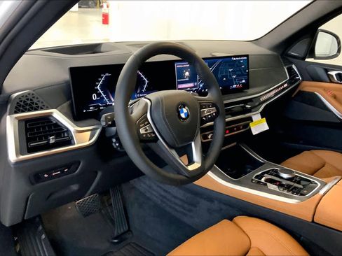 New 2026 BMW X5 xDrive40i image 8