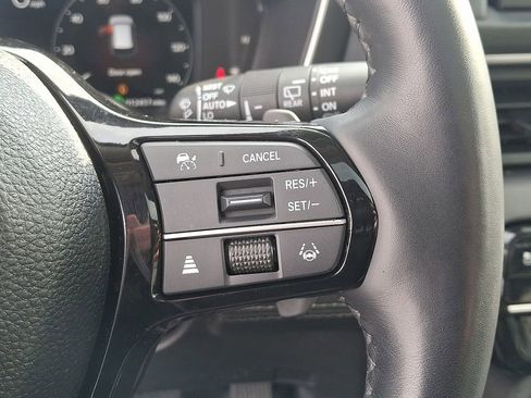 Used 2025 Honda Pilot Elite image 24