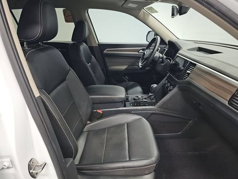 Used 2023 Volkswagen Atlas SEL AWD/4WD image 8
