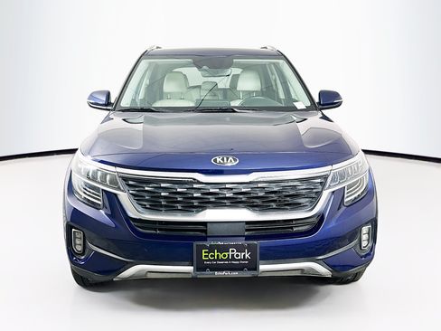 Used 2021 Kia Seltos SX AWD/4WD image 2