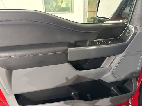 Used 2022 Ford F150 XLT w/ Equipment Group 302A High image 18