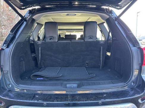 Used 2019 Nissan Pathfinder Platinum image 25