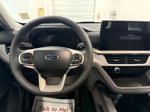 New 2026 Ford Explorer Active image 18