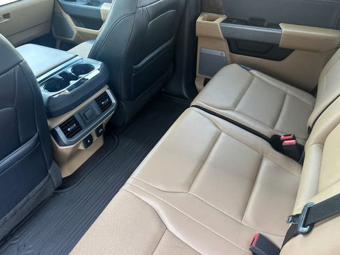 Used 2021 Ford F150 Lariat AWD/4WD image 4