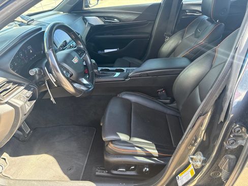 Used 2022 Cadillac CT4 Sport RWD image 10
