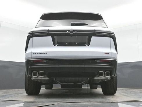 New 2026 Chevrolet Traverse RS w/ LPO, Floor Liner Package FWD image 83