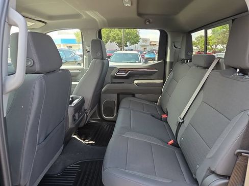 New 2026 Chevrolet Silverado 1500 LT w/ Convenience Package II AWD/4WD image 7