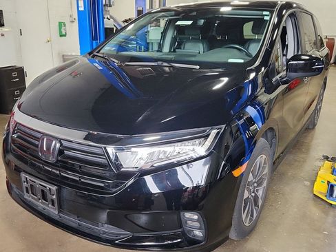 Certified 2024 Honda Odyssey EX-L image 5
