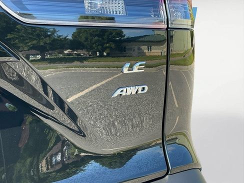 Certified 2026 Toyota Corolla Cross LE w/ Moonroof Package AWD/4WD image 20