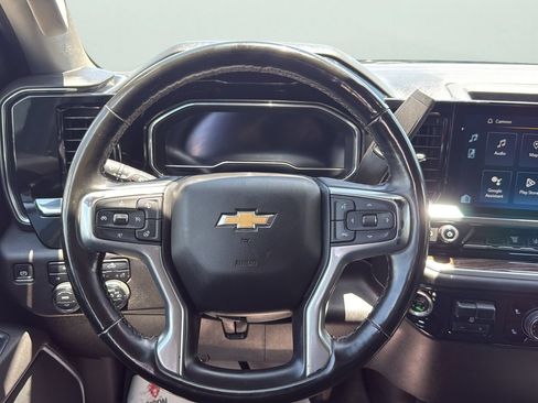 Used 2025 Chevrolet Silverado 3500 LT w/ Convenience Package AWD/4WD image 13