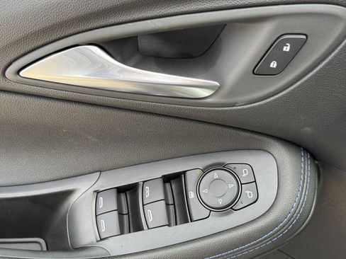 New 2026 Buick Encore GX Sport Touring image 21