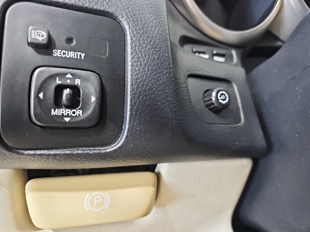 Used 2002 Lexus SC 430 Convertible RWD image 23