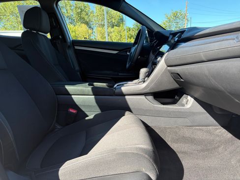 Used 2017 Honda Civic EX image 19