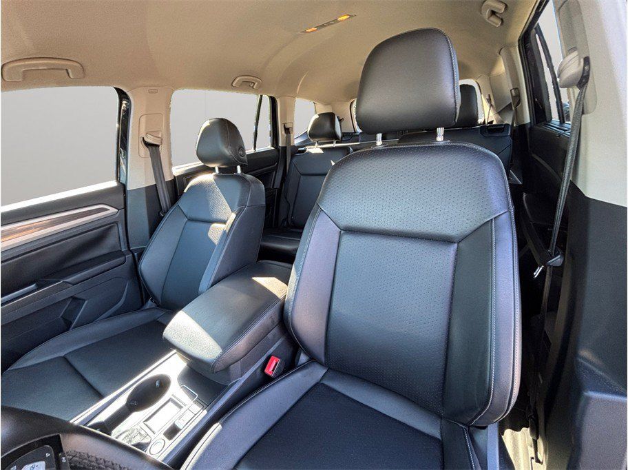 Used 2019 Volkswagen Atlas SE FWD image 18