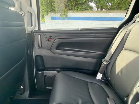 Used 2024 Honda Odyssey Touring image 22