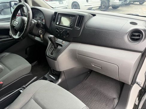 Used 2015 Nissan NV200 SV w/ Technology Package FWD image 11